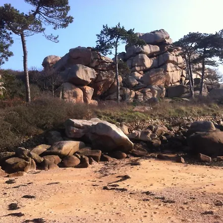 Trestraou, Cote De Granit Rose, Studio Vue Mer, Rez-de-chaussee 度假居 *